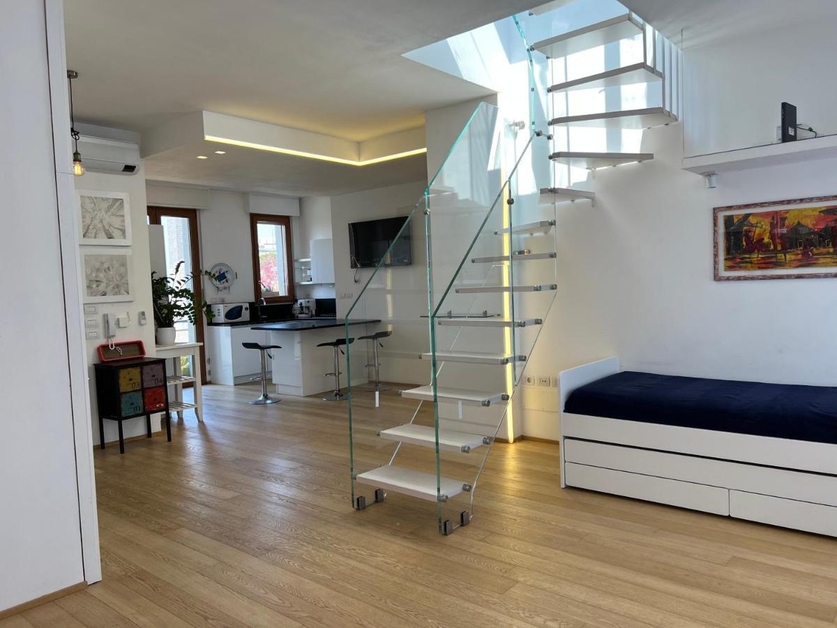 Rooftop In Historical Center Apartment โบโลญญา ภายนอก รูปภาพ