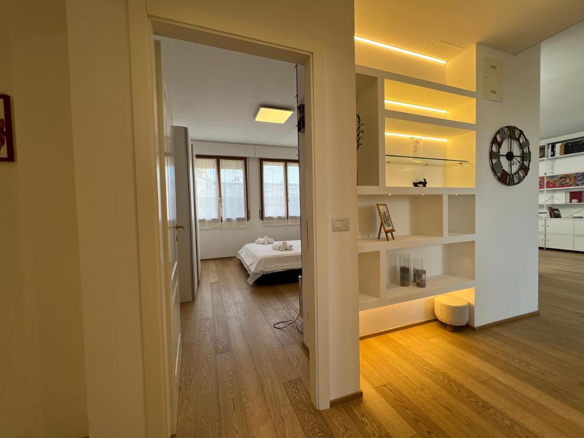 Rooftop In Historical Center Apartment โบโลญญา ภายนอก รูปภาพ