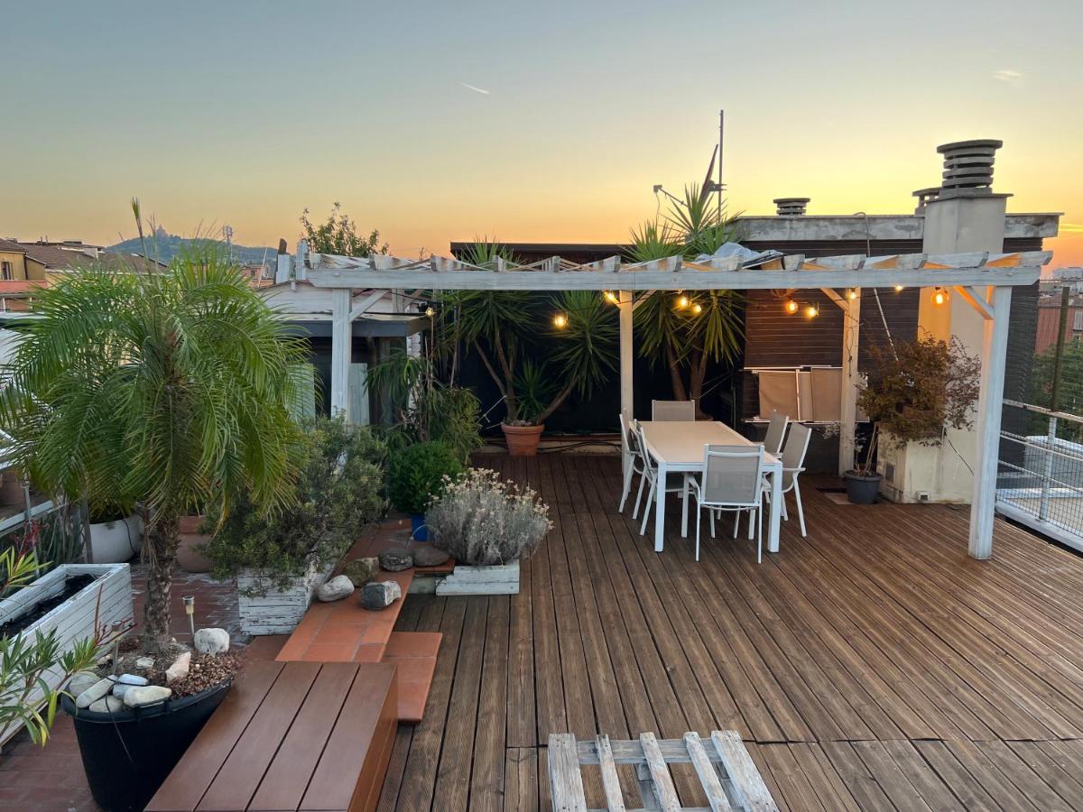 Rooftop In Historical Center Apartment โบโลญญา ภายนอก รูปภาพ